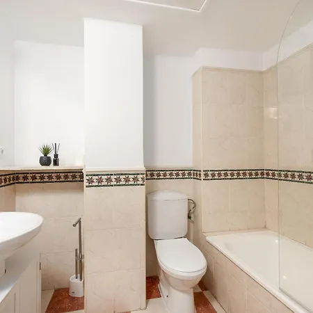 Right On The - 4br Seaview 아파트 *