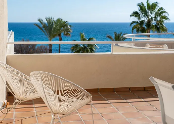 Right On The - 4br Seaview Апартаменты